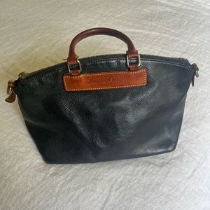 Vintage Dooney & Bourke leather bag